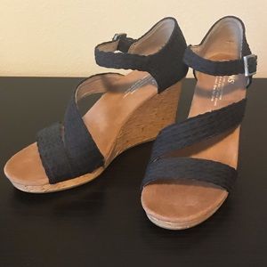 Toms Clarissa Black Wedge Sandals- Size 7